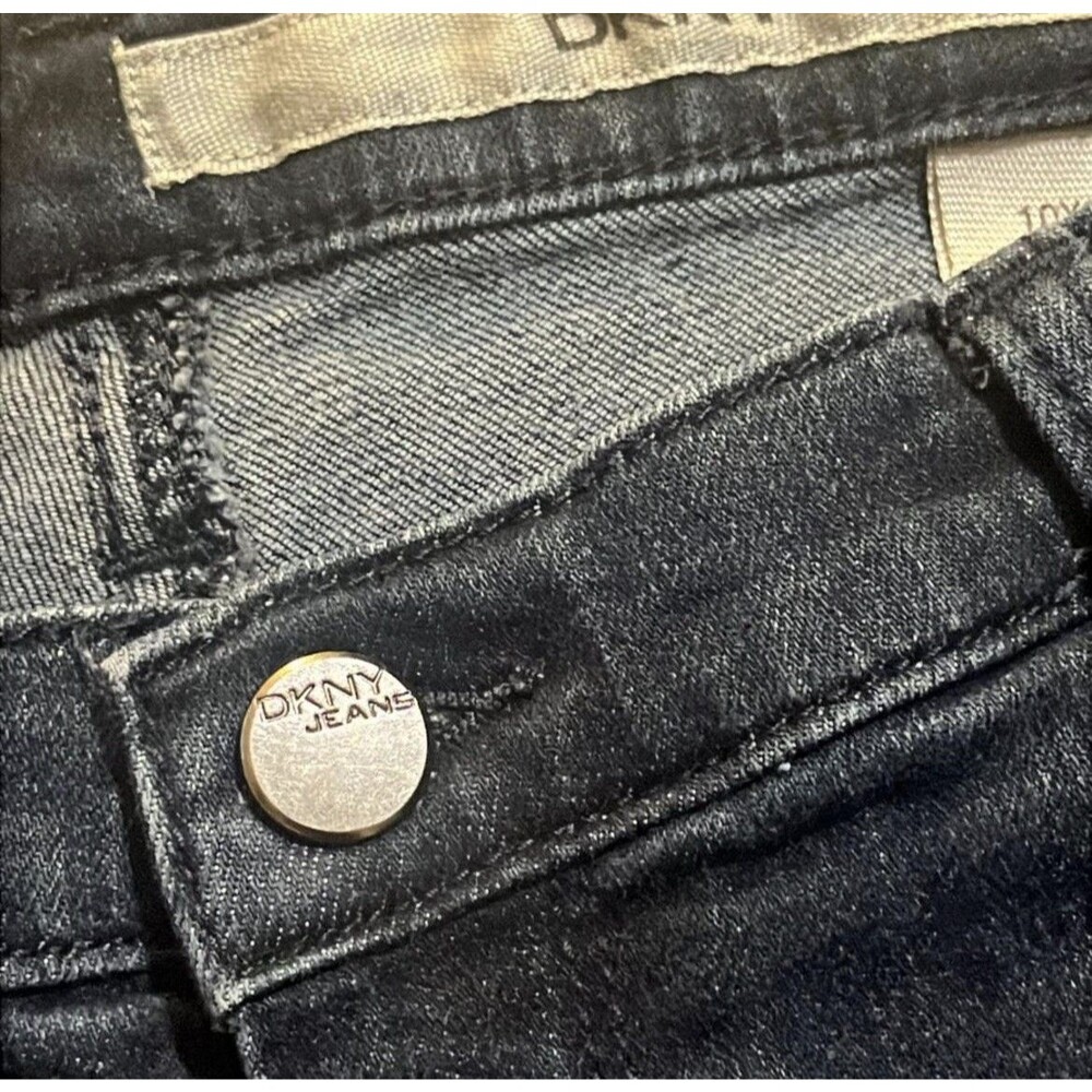 DKNY Jeans Straight Leg Dark Wash Denim Blue Womens Size 10x32 JEANS